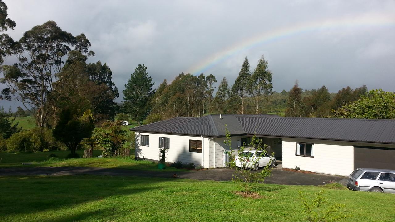 Rolling Hills Country Stay B&B Tauranga Bagian luar foto